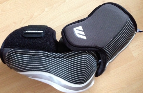 Side profile of the Winnwell Pro-Stock Elbow Pads